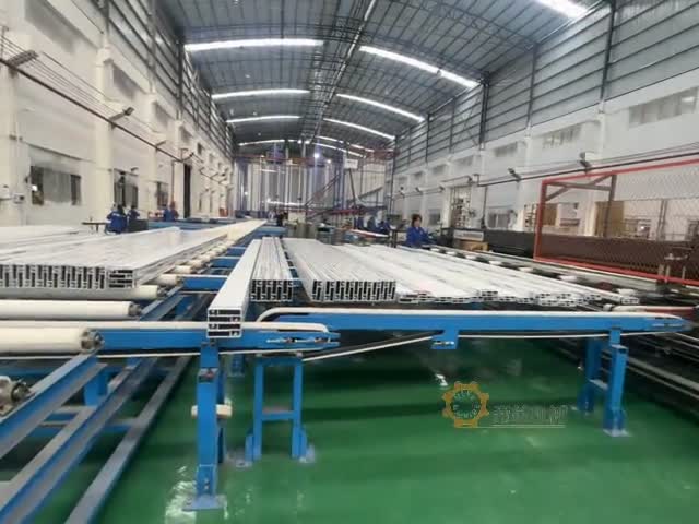 帝益机械成扎型材套袋工位实拍1